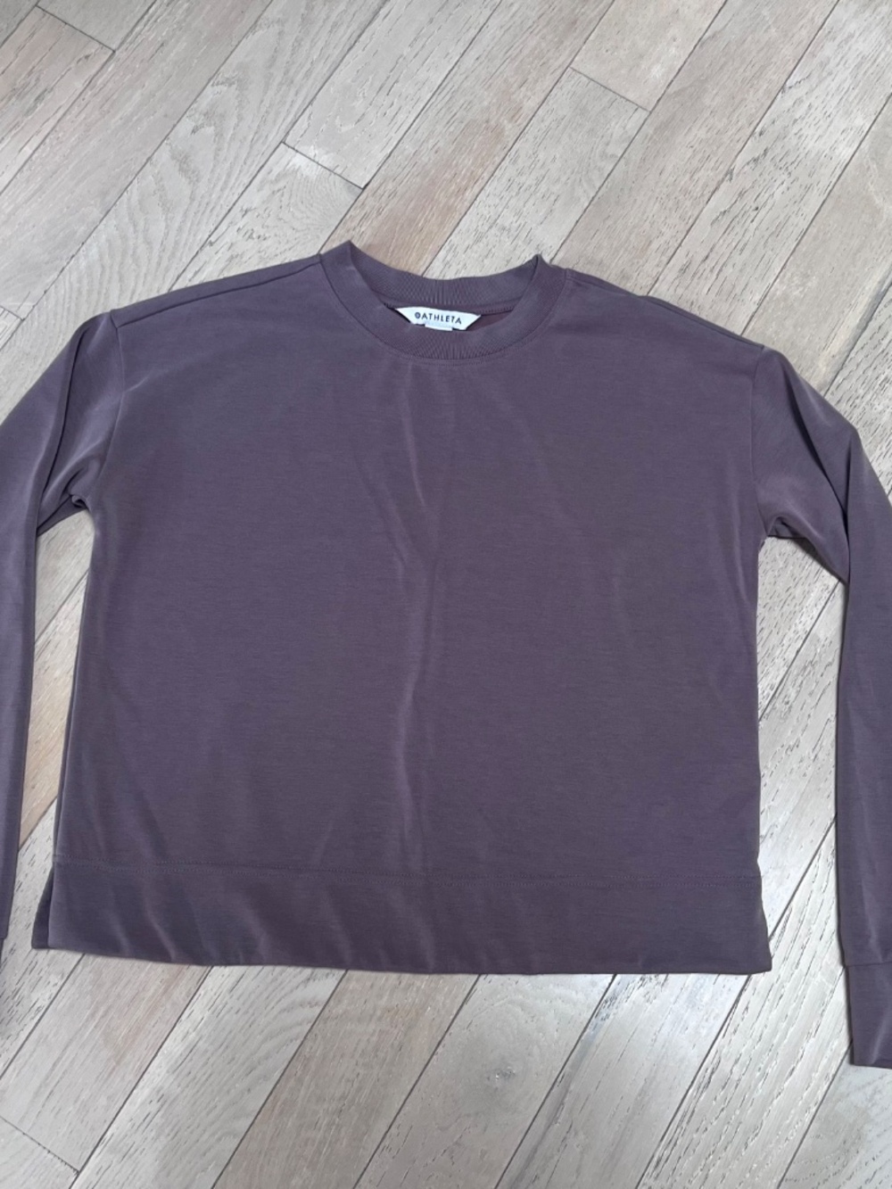 Athleta Seasoft Crew neck Sweatshirt  Womens Soft Pullover 473546 - Sz XS purple